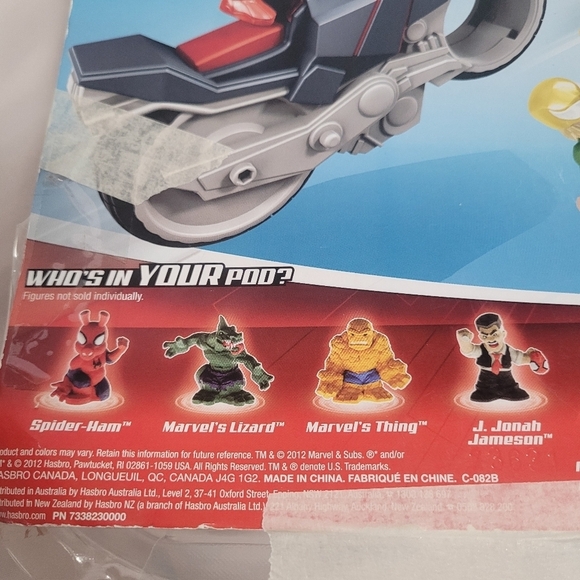 Hasbro Marvel Ultimate Spider-Man Fighter Pods Spider Cycle Launcher Pack Open - Picture 10 of 12